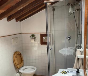 Badia Petroia House | Pet-Friendly Badia Antica: Family Haven with Great Reviews