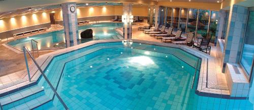 Baden-Baden Hotel | Elegant Radisson Blu Badischer Hof Hotel with Hot Tub Access