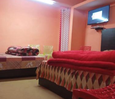 Gobind Dham Hotel | Family-Friendly Retreat at Badri Kedar Homestay