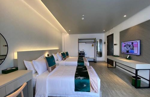 Ipil Hotel | Indulgent Badsbrotel Suites: Spa, Pool & Family-Friendly Escape