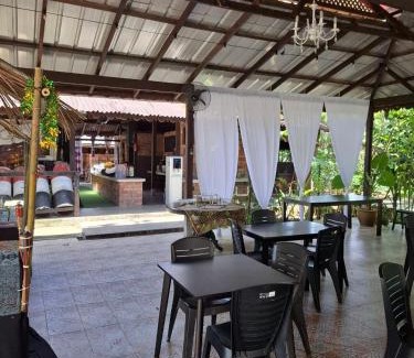 Gopeng Villa | Bagas Zakariah Orchard Lodge