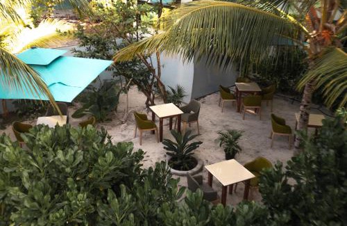 Dharavandhoo Hotel | Discover BAGEECHAA STAY: Family-Friendly Retreat Awaits
