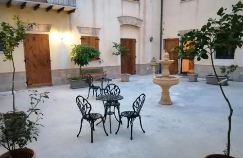 Bagheria House | Discover Baglio delle Rondini: Rated 9/10 by Guests