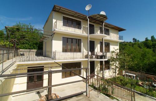 Tsqaltubo House | Cozy Bagrat Guest House: Pet-Friendly with Kitchen Access