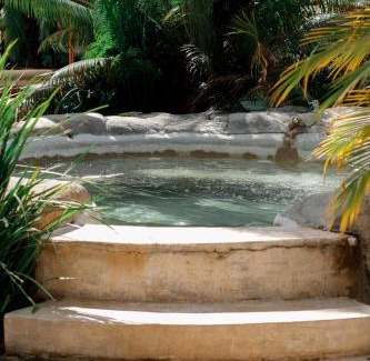 Sao Jorge Hotel | Unwind at Baguá Bangalôs: Pool, Restaurant & Family Fun