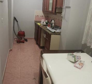 Sultangazi Apartment | Enjoy Bahçe Katı Keyfi: A Family-Friendly Retreat