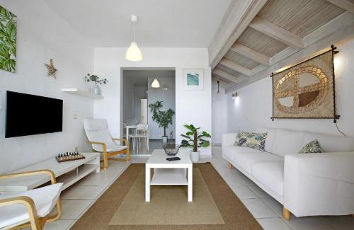 Bahia Calma Apartment | Family-Friendly Retreat at Bahía Vista with High Ratings