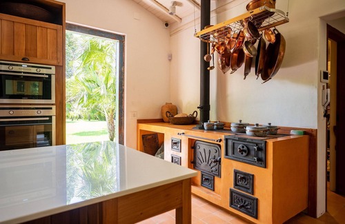Trancoso Villa | Beachfront Villa in Itapororoca with Pool & Spa Amenities