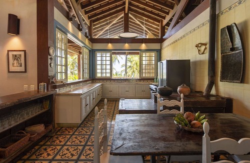 Itacare Villa | Beach House in Itacaré: Family-Friendly with Spa & Breakfast