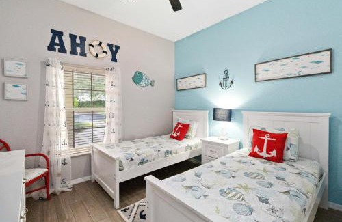 Bahama Bay House | Ideal Bahama Bay Condo: 3 Bedrooms on the First Floor