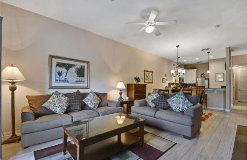 Bahama Bay House | Modern Bahama Bay: Family-Friendly 2-Bedroom Condo Retreat