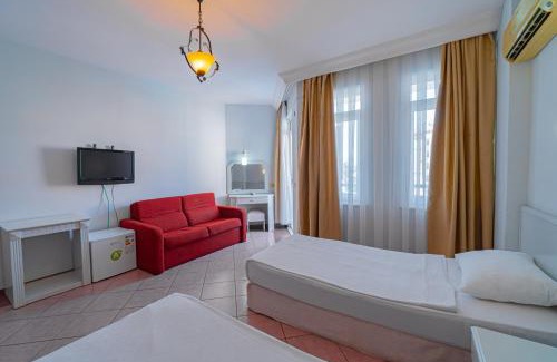 Payallar Hotel | Bahama Beach Konaklı