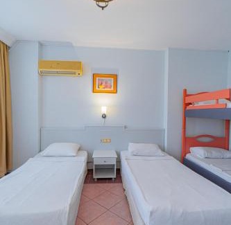 Payallar Hotel | Bahama Beach Konaklı