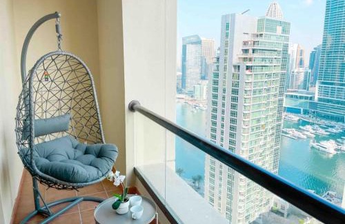 Dubai Marina Apartment | Sea View Bahar Apartments at JBR by Happy Season