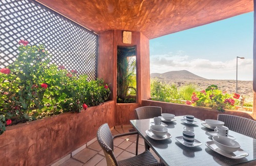 Palm-Mar House | Bahia - Beneharo 1.1: Deluxe Sea View with Pool & Spa
