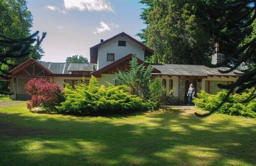 Angostura House | Experience Bahia de los Teros Near Arrayanes Forest