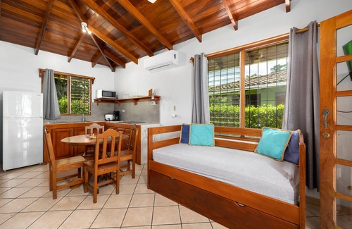 Potrero Hotel | Experience Bahia Esmeralda: Oceanfront Bliss Awaits