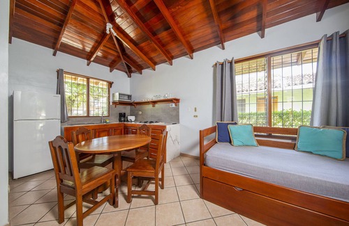Potrero Hotel | Experience Bahia Esmeralda: Oceanfront Bliss Awaits