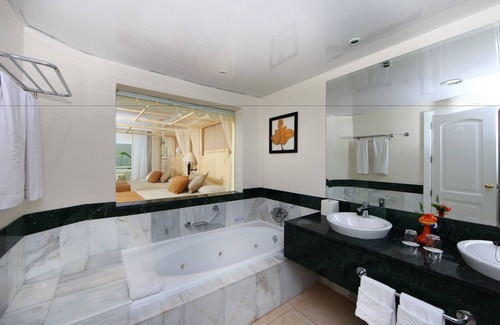 Portillo Resort | Relax at Bahia Principe Grand El Portillo - All Inclusive Stay