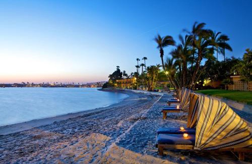 Central Mission Beach Hotel | Bahia Resort Hotel: Beachfront Oasis with Unmatched Amenities