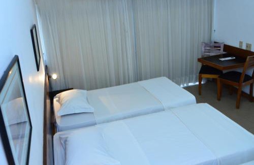 Armacao Hotel | Relax at Bahiamar Hotel: Oceanfront with Pool & Restaurant