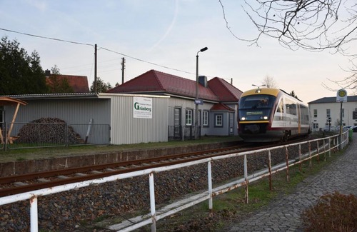 Laussnitz Apartment | Top-Rated Bahnhof Laussnitz: Family-Friendly & Accessible