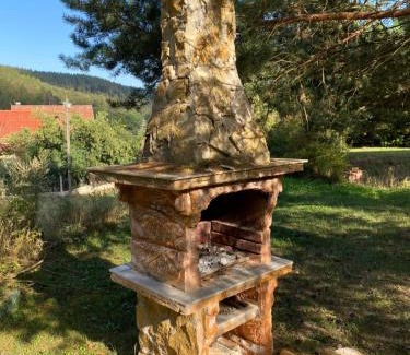 Paulinzella Apartment | Relax at Bahnhof Paulinzella with Sauna and Ocean Views