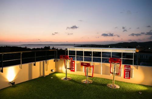 Big Beach House | Idyllic Bai Sha Tan Cottage with Oceanfront Views