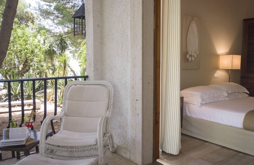 Mattinata Hotel | Relax at Hotel Baia delle Zagare with Ocean Views & Spa