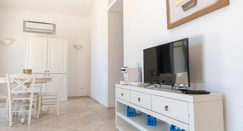 Mattinata Hotel | Discover Hotel Baia Delle Zagare: 4-Star Oceanfront Paradise