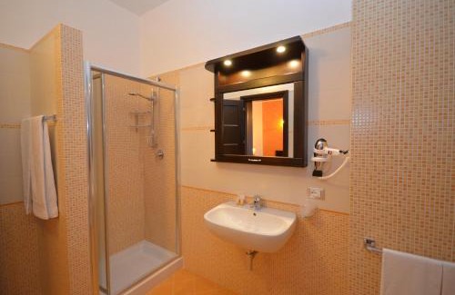 Castelluzzo Bed & Breakfast | Explore Baia Santa Margherita B&B: Ocean Views & Breakfast