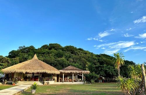 Coron Resort | Comfortable Baia Serena Resort with Pool & Family Amenities