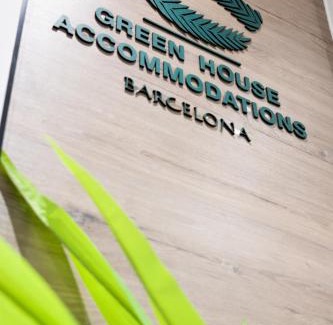 Gracia House | Modern Comfort at Bailén Green House with Wheelchair Access