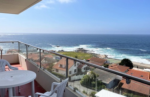 Baiona Apartment | Baiona Apartment with Breathtaking Oceanfront Views
