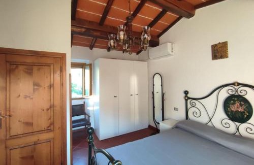 Loro Ciuffenna Ski Chalet | Cozy Retreat Just 5 Minutes from Loro Ciuffenna