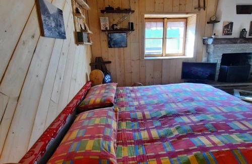 Premana Ski Chalet | Pet-Friendly Baita Autentica: Your Perfect Mountain Escape
