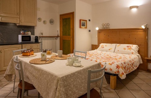 Valdisotto Bed & Breakfast | Oceanfront Baita de Eliseo B&B with Top Guest Ratings