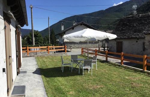 Craveggia House | Explore Baita Emilia: Pet-Friendly & Family-Welcoming Retreat