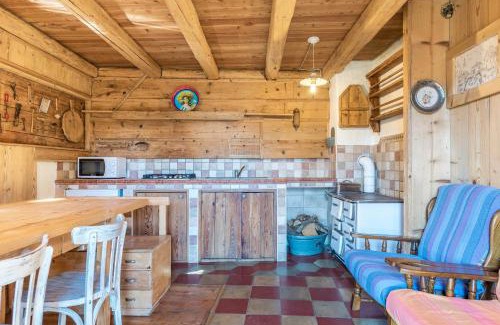 Porte di Rendena House | Top-Rated Baita Pizabornè: Pet & Child-Friendly Retreat