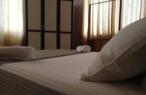 Dhaandhoo House | Cozy Baivaru Guesthouse with Family-Friendly Amenities