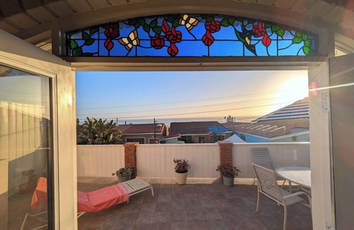 La Joya House | Baja Malibu Beach house - epic surf, pet and family friendly
