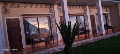 Bajawa Hotel | Bajawa-Roo Hotel: Top Rated with Family-Friendly Amenities