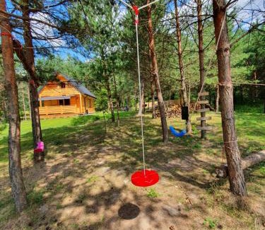 Adamow Ski Chalet | Family-Friendly Bajka Domek na Roztoczu - 9.9/10 Rated