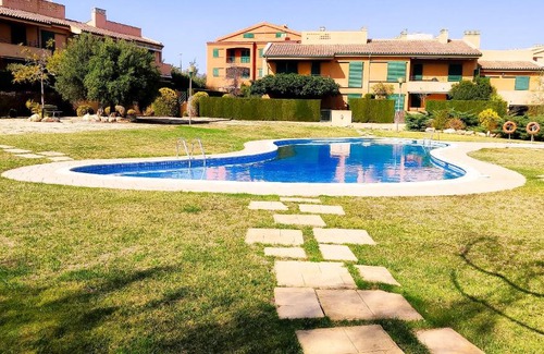 L Almadrava Apartment | Poolside Access: Family-Friendly Stay at Bajo MSJ70
