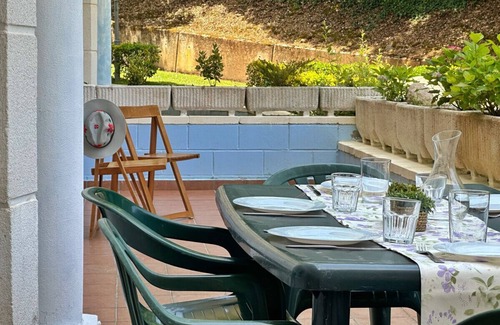 Isla Apartment | Beachfront Retreat with Pool & Family-Friendly Amenities