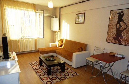 Bakırkoy Apartment | Convenient Bakırköy 1+1 Apartment Near the City Center