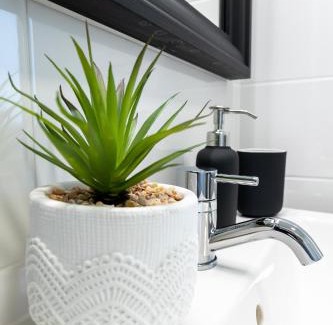 Abrahamhegy Apartment | Oceanfront Bliss at Baka Apartman - Rated 10/10 by Guests