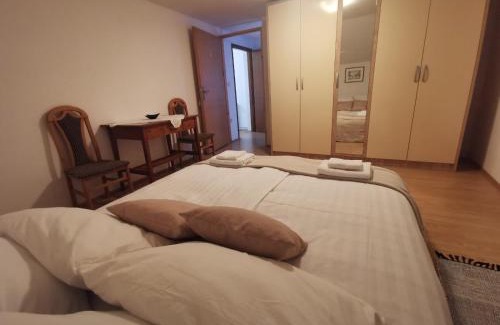 Kutjevo Apartment | Enchanting Baka Ljuba: Child-Friendly and Guest Rated 9.8