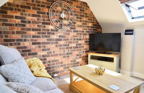 Coalbrookdale House | Charming Bakers Cottage: Guest Rated 9.2, Family-Friendly Stay
