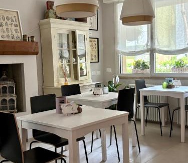 Miramare Bed & Breakfast | Guest Rated 10/10 Baki B&B with Ocean Views & Kitchen